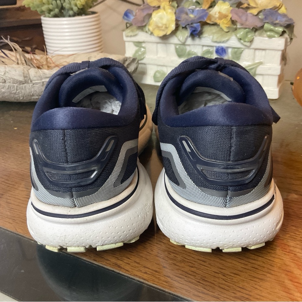 BROOKS WOMENS GHOST 15 RUNNING SHOES 7 - Picture 6 of 8